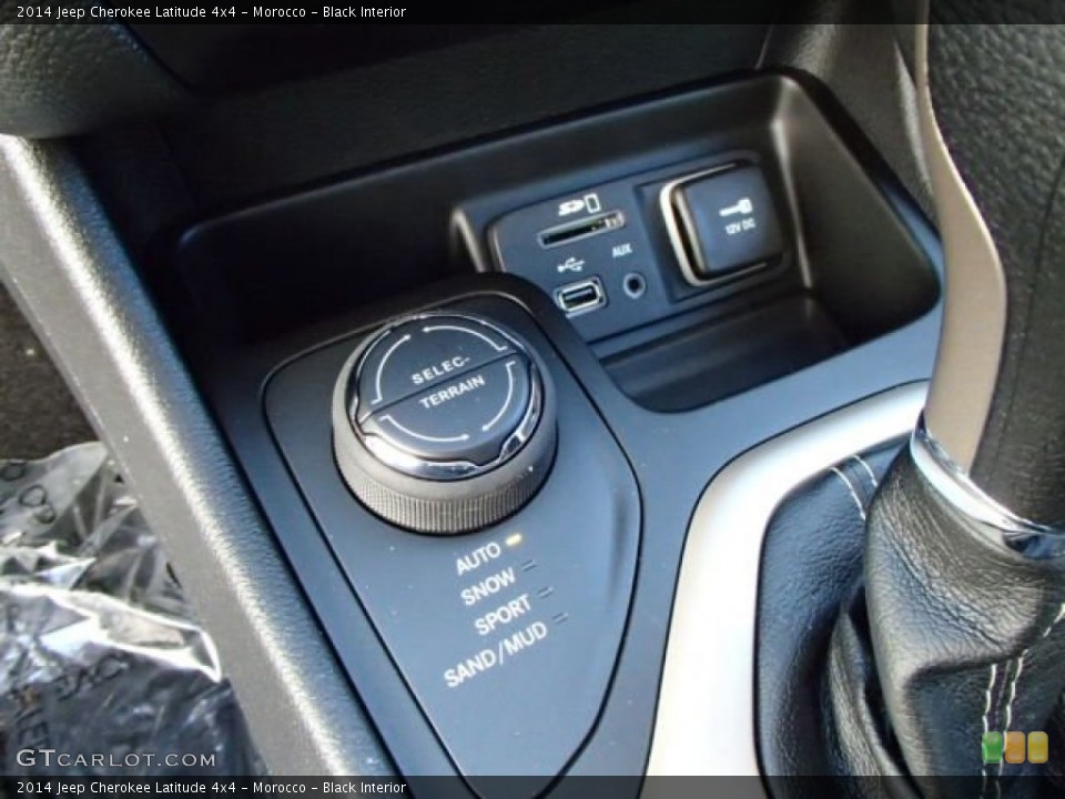 Morocco - Black Interior Controls for the 2014 Jeep Cherokee Latitude 4x4 #87879895
