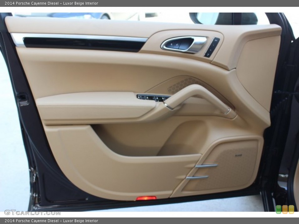 Luxor Beige Interior Door Panel for the 2014 Porsche Cayenne Diesel #87906043