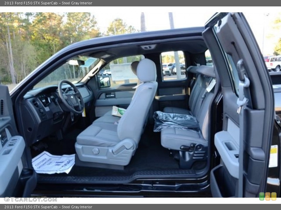Steel Gray Interior Photo for the 2013 Ford F150 STX SuperCab #87930390