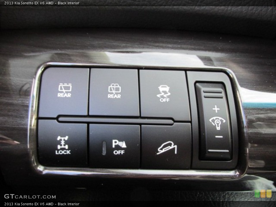 Black Interior Controls for the 2013 Kia Sorento EX V6 AWD #87965898