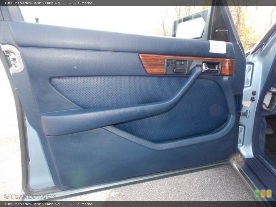Blue Interior Door Panel for the 1986 Mercedes-Benz S Class 420 SEL #87990906