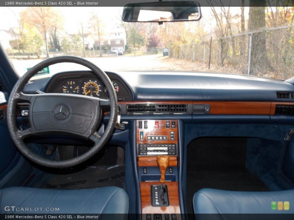 Blue Interior Dashboard for the 1986 Mercedes-Benz S Class 420 SEL #87991032