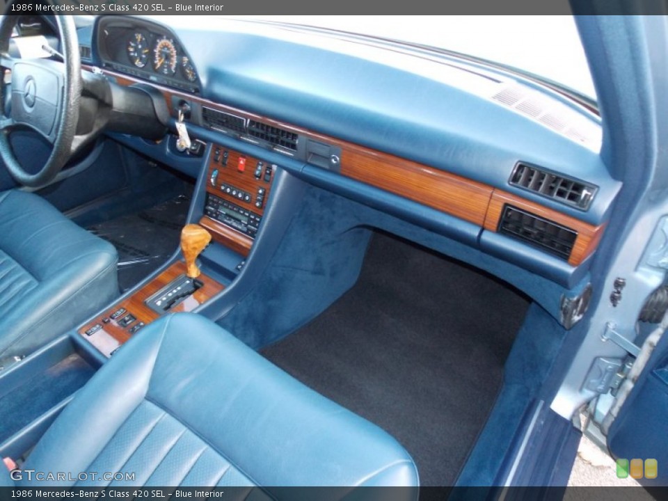 Blue Interior Dashboard for the 1986 Mercedes-Benz S Class 420 SEL #87991263