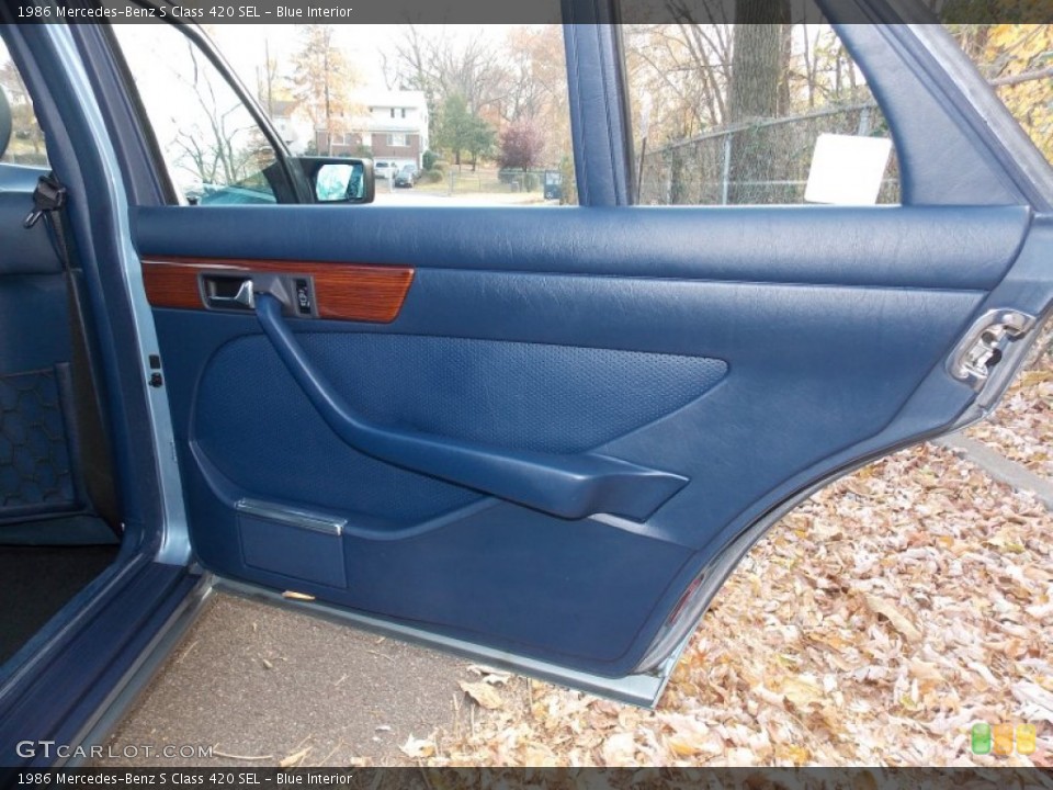 Blue Interior Door Panel for the 1986 Mercedes-Benz S Class 420 SEL #87991311