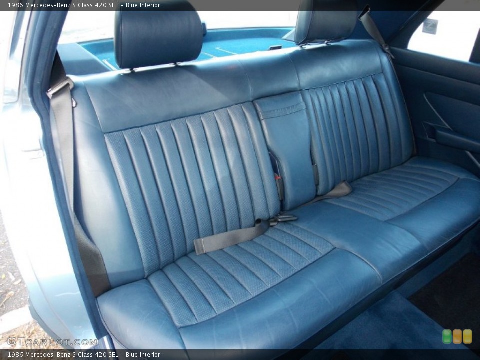 Blue Interior Rear Seat for the 1986 Mercedes-Benz S Class 420 SEL #87991350