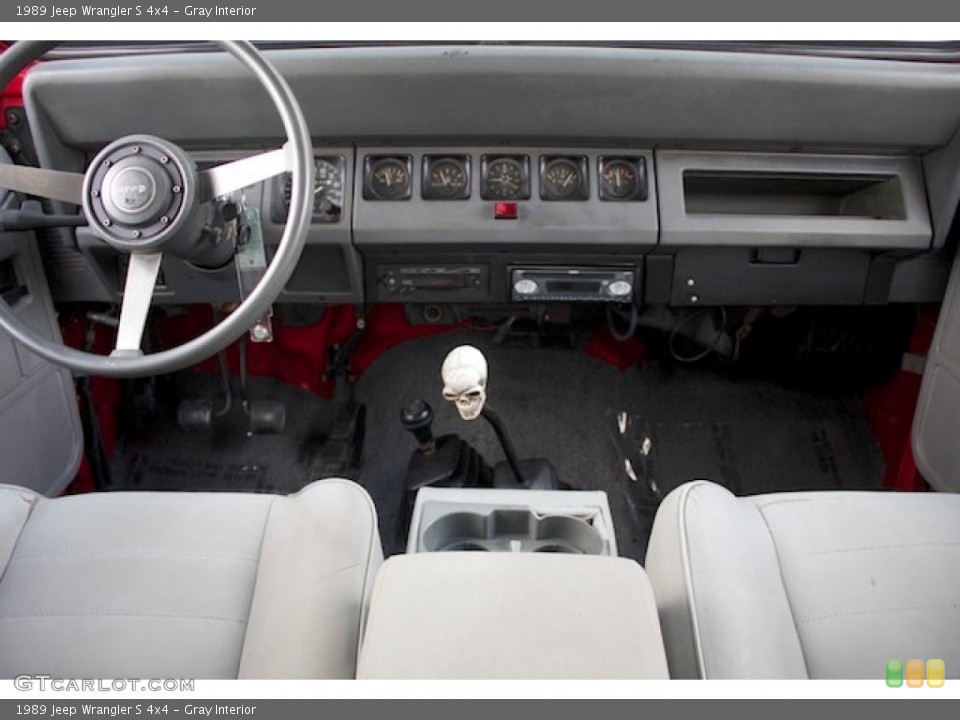Gray Interior Dashboard for the 1989 Jeep Wrangler S 4x4 #88003922