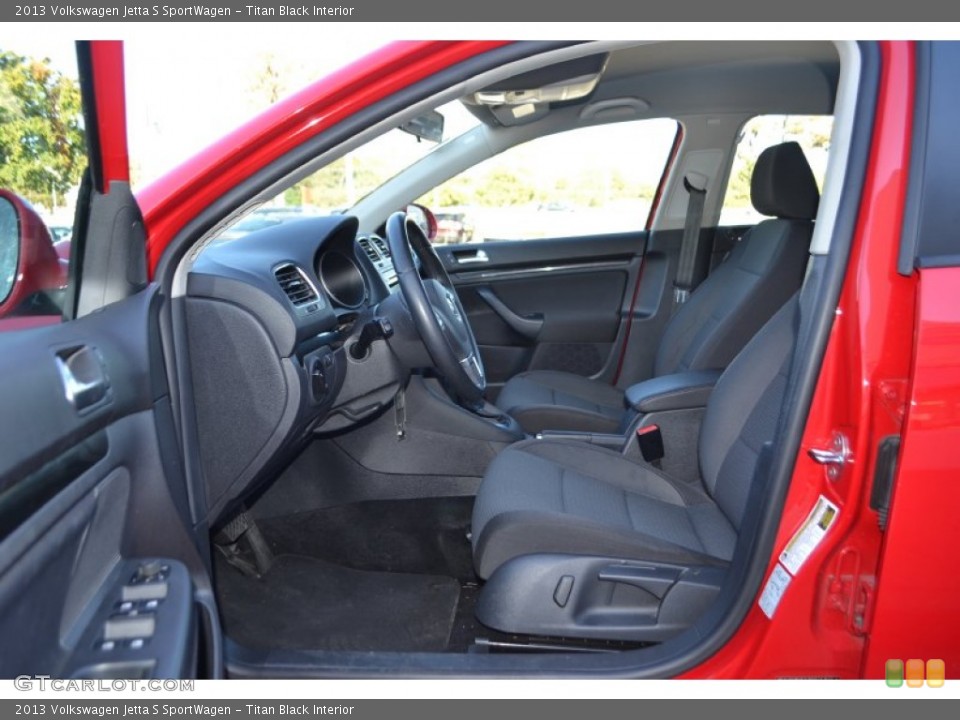 Titan Black Interior Photo for the 2013 Volkswagen Jetta S SportWagen #88010108
