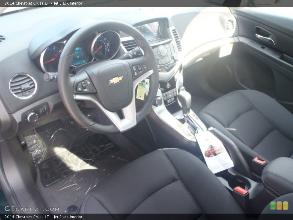 Jet Black 2014 Chevrolet Cruze Interiors