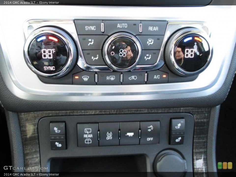 Ebony Interior Controls for the 2014 GMC Acadia SLT #88033013