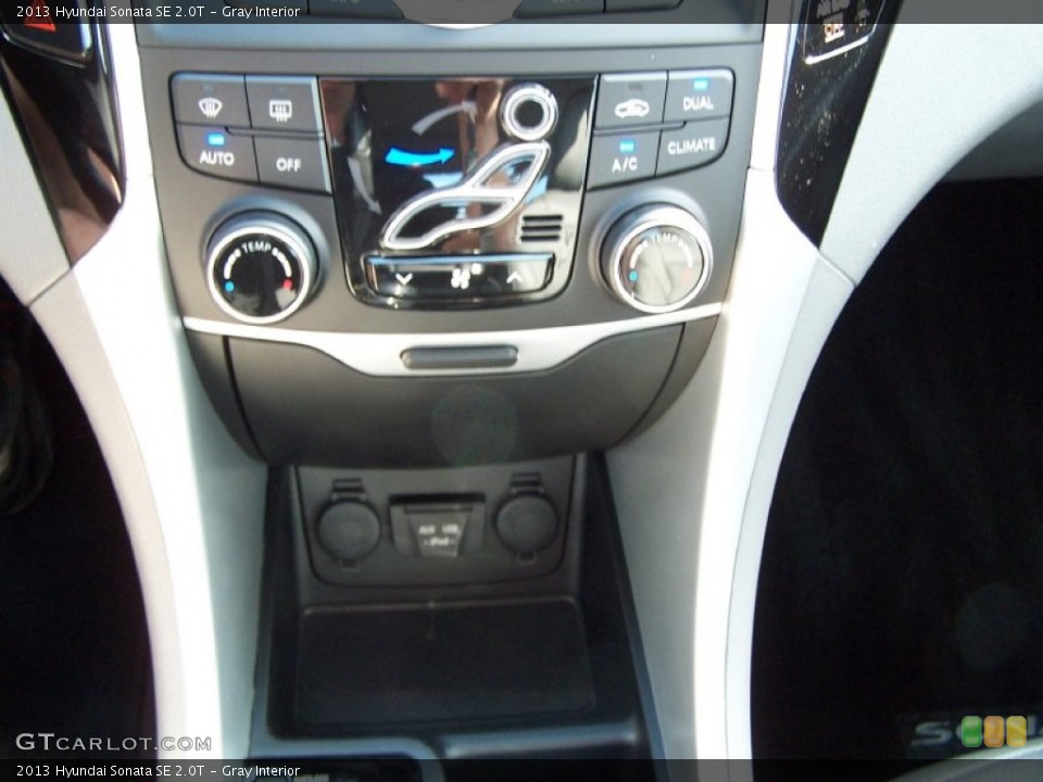 Gray Interior Controls for the 2013 Hyundai Sonata SE 2.0T #88051499
