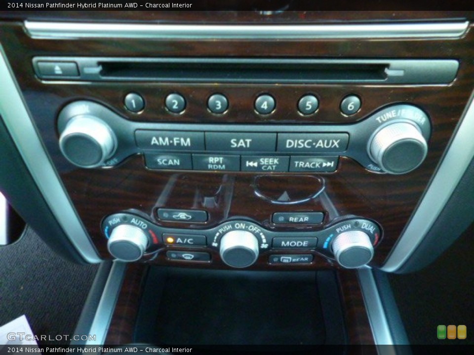 Charcoal Interior Controls for the 2014 Nissan Pathfinder Hybrid Platinum AWD #88062405