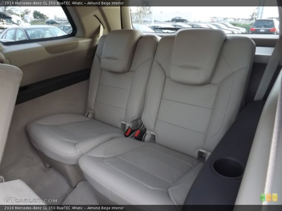 Almond Beige Interior Rear Seat for the 2014 Mercedes-Benz GL 350 BlueTEC 4Matic #88067079