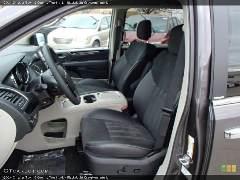 Black/Light Graystone Interior Photo for the 2014 Chrysler Town & Country Touring-L #88098453