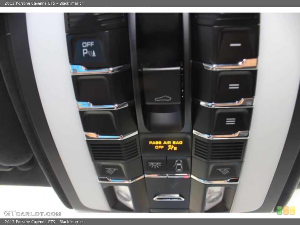 Black Interior Controls for the 2013 Porsche Cayenne GTS #88118893
