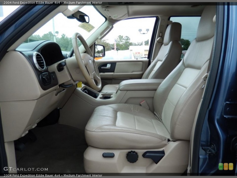 Medium Parchment Interior Photo for the 2004 Ford Expedition Eddie Bauer 4x4 #88140596