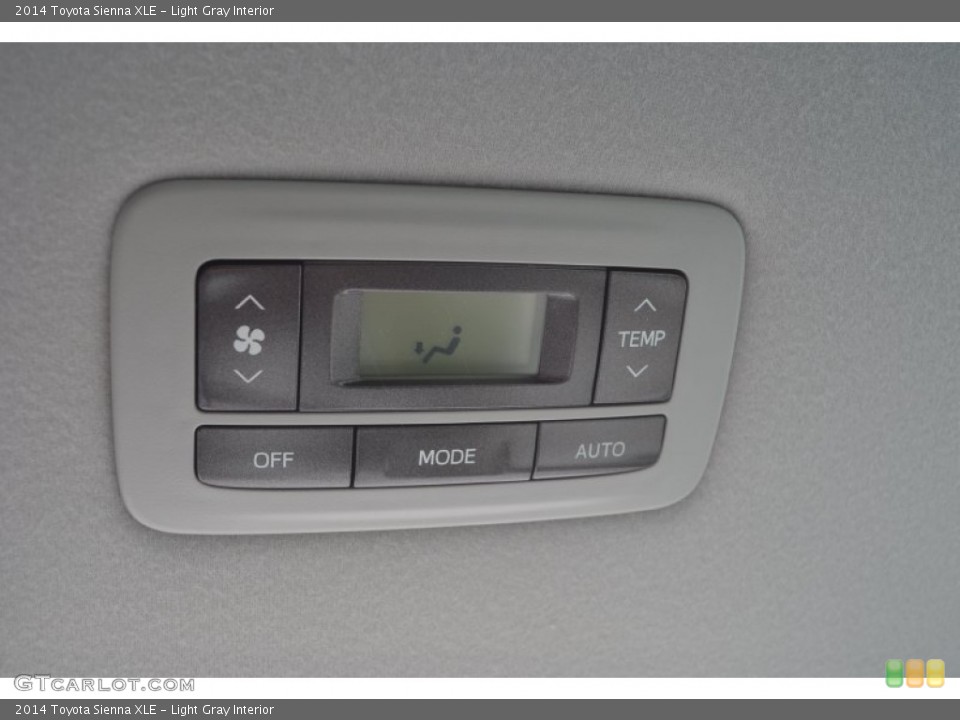 Light Gray Interior Controls for the 2014 Toyota Sienna XLE #88144982