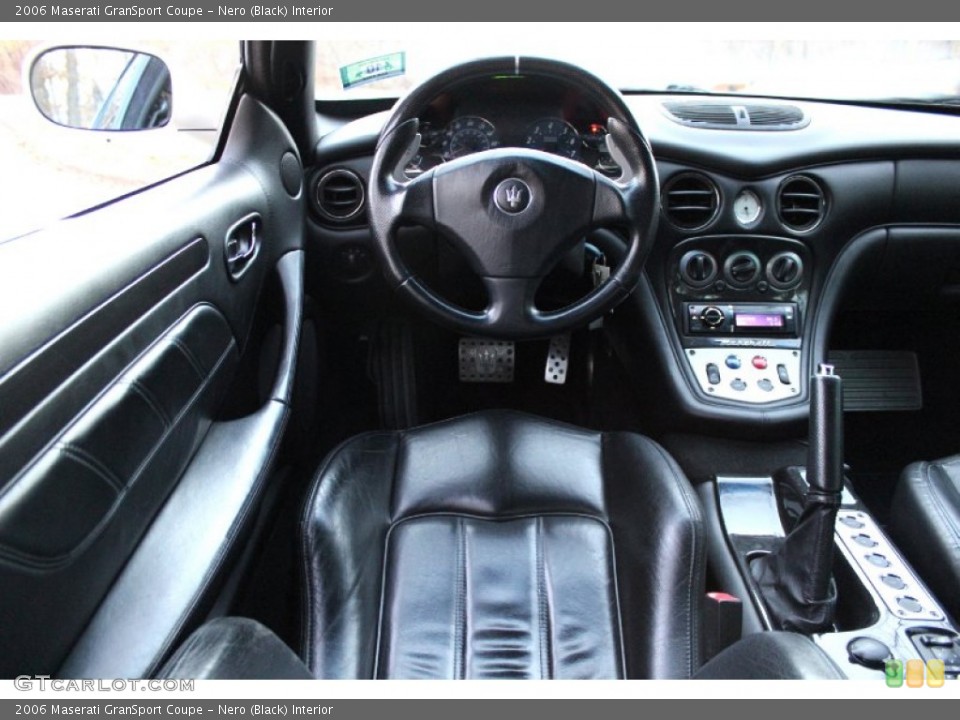 Nero (Black) Interior Dashboard for the 2006 Maserati GranSport Coupe #88145711