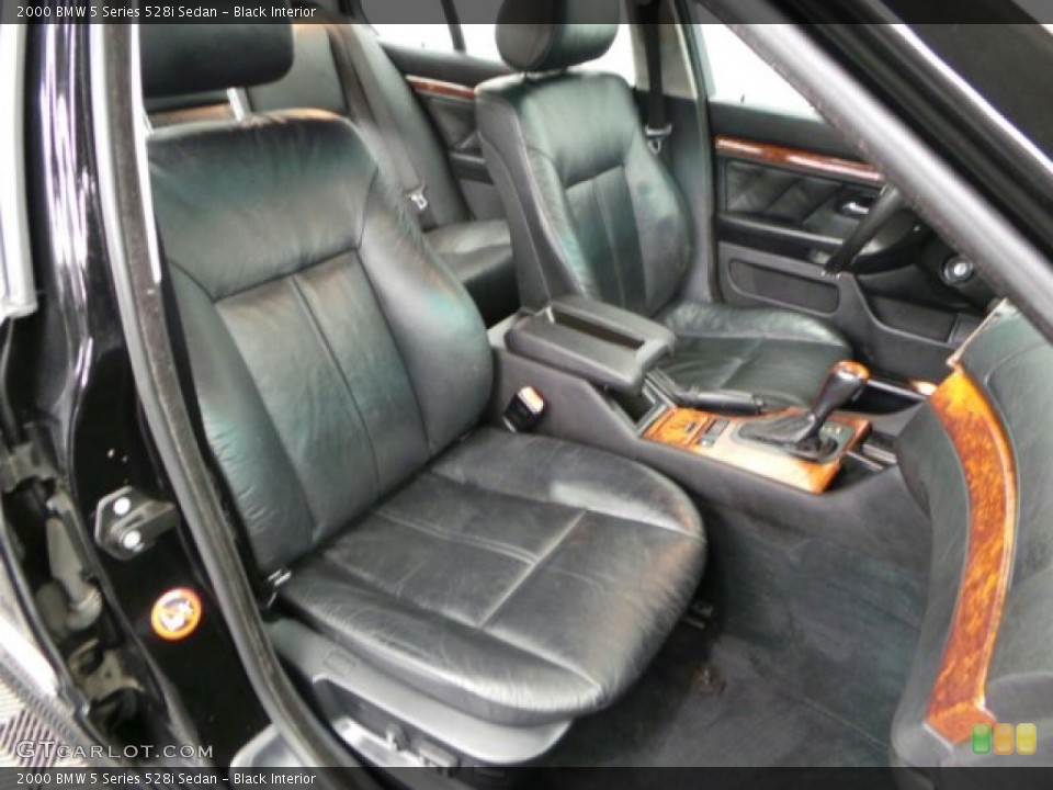 Black Interior Photo for the 2000 BMW 5 Series 528i Sedan #88150592