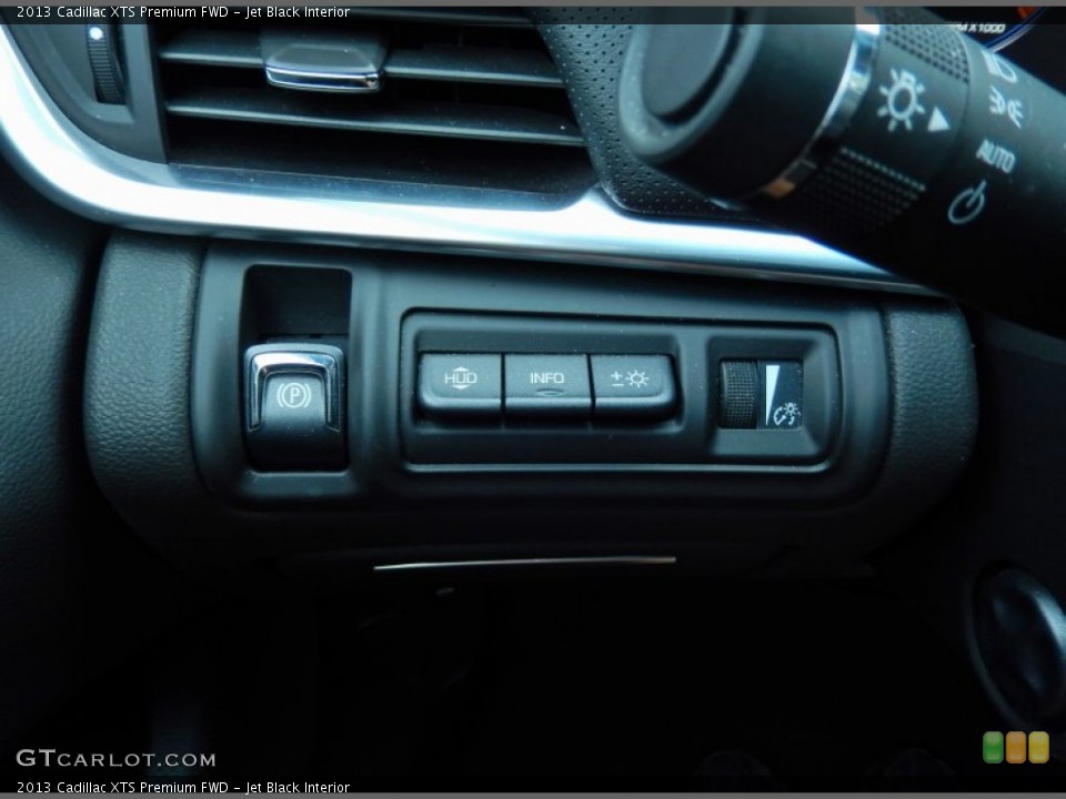 Jet Black Interior Controls for the 2013 Cadillac XTS Premium FWD #88152549