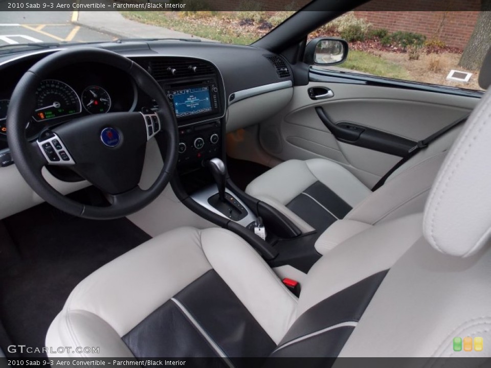 Parchment/Black 2010 Saab 9-3 Interiors