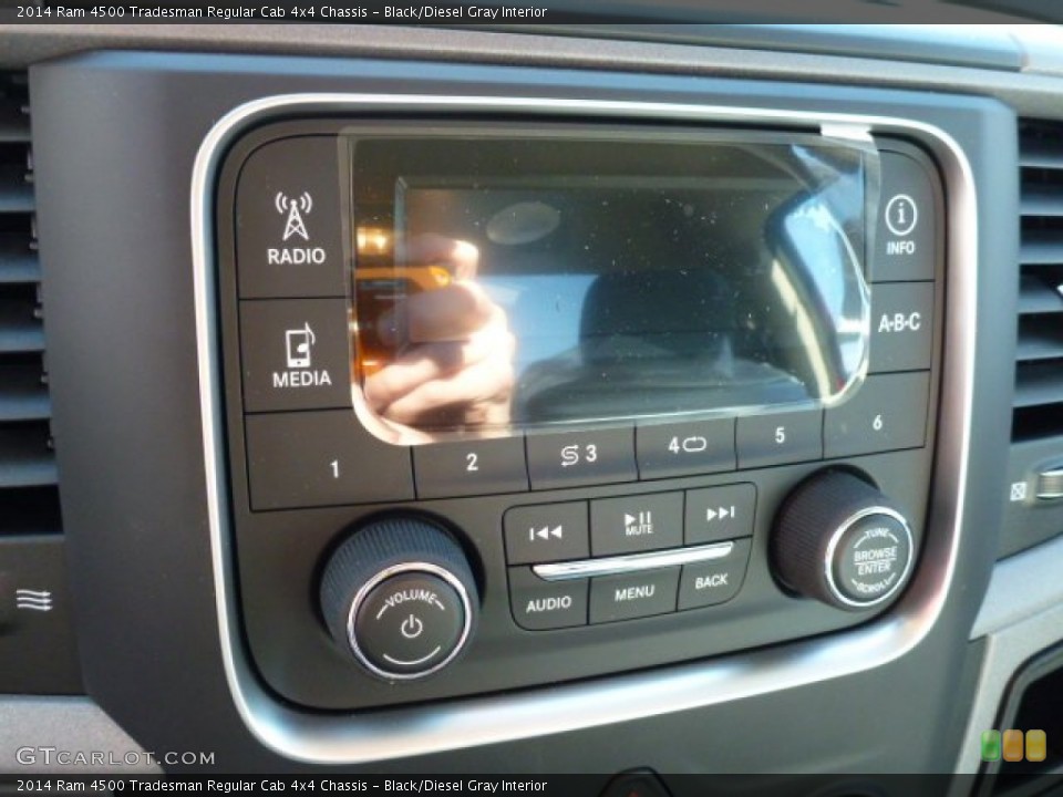 Black/Diesel Gray Interior Controls for the 2014 Ram 4500 Tradesman Regular Cab 4x4 Chassis #88157720