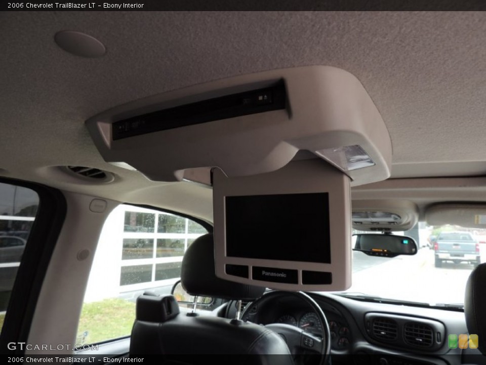 Ebony Interior Entertainment System for the 2006 Chevrolet TrailBlazer LT #88258598