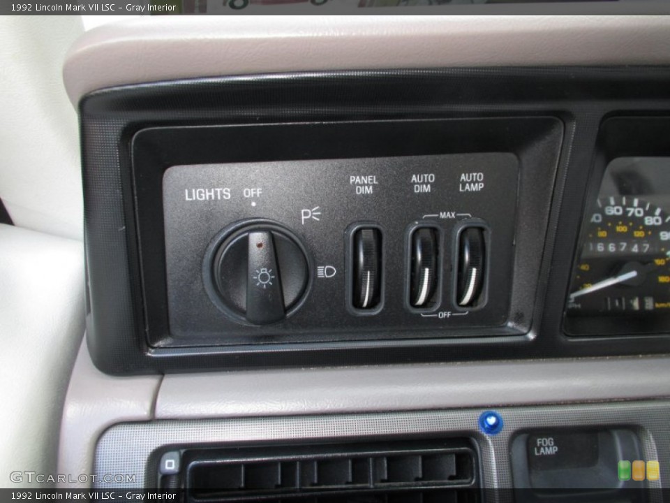 Gray Interior Controls for the 1992 Lincoln Mark VII LSC #88271849