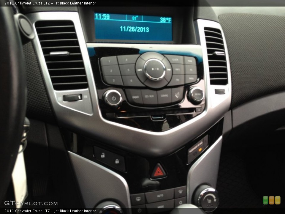 Jet Black Leather Interior Controls for the 2011 Chevrolet Cruze LTZ #88292973