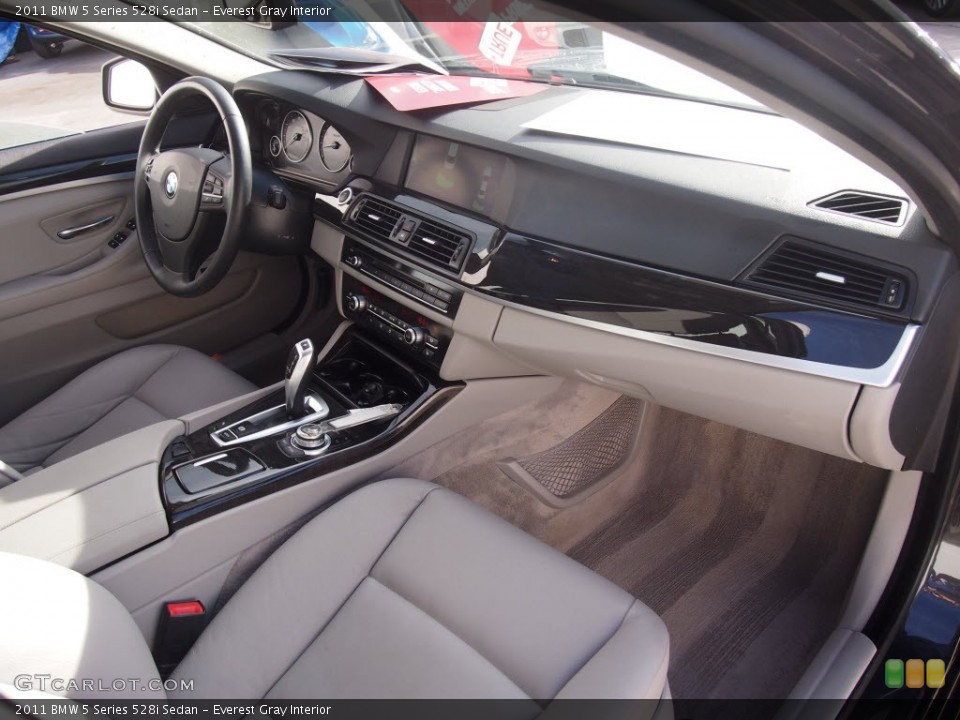 Everest Gray Interior Dashboard for the 2011 BMW 5 Series 528i Sedan #88340440
