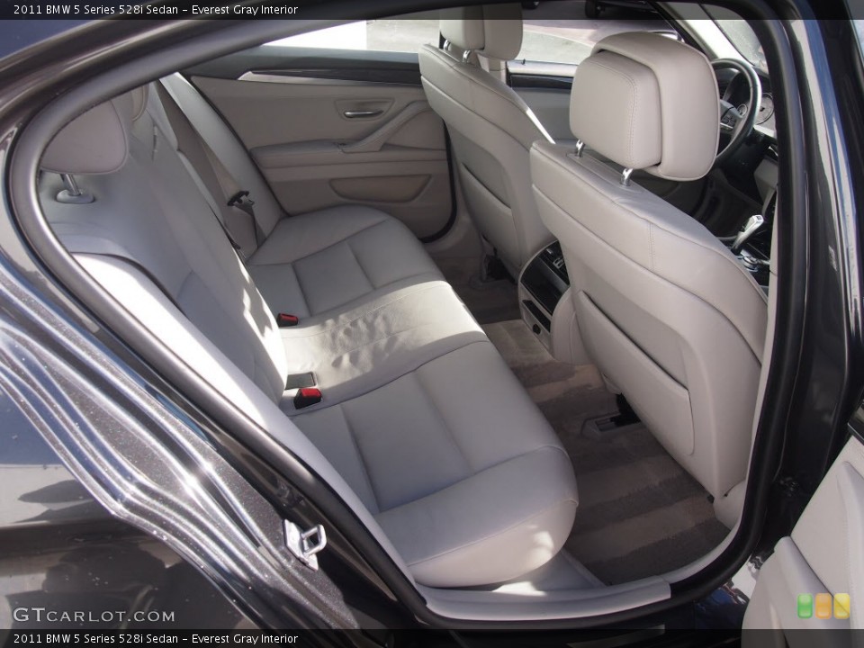 Everest Gray Interior Rear Seat for the 2011 BMW 5 Series 528i Sedan #88340495