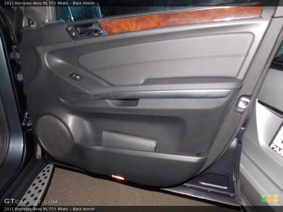 Black Interior Door Panel for the 2011 Mercedes-Benz ML 550 4Matic #88350947