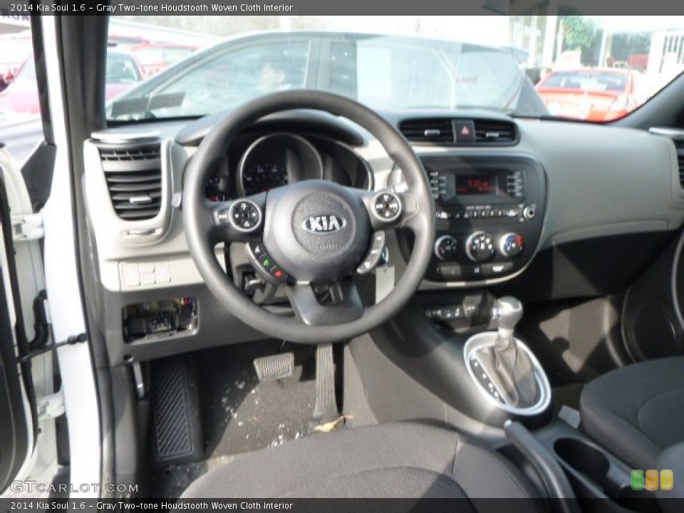 Gray Two-tone Houdstooth Woven Cloth Interior Dashboard for the 2014 Kia Soul 1.6 #88351868