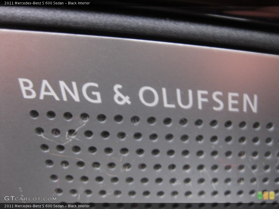 Black Interior Audio System for the 2011 Mercedes-Benz S 600 Sedan #88380263