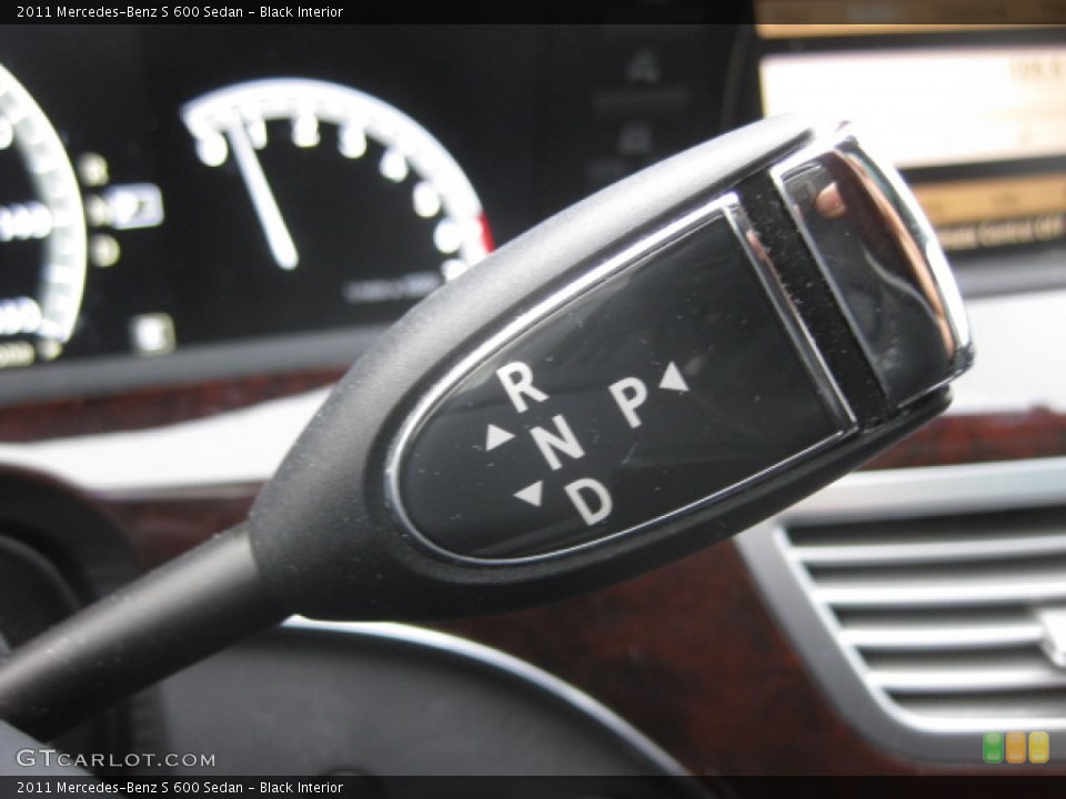 Black Interior Transmission for the 2011 Mercedes-Benz S 600 Sedan #88380308