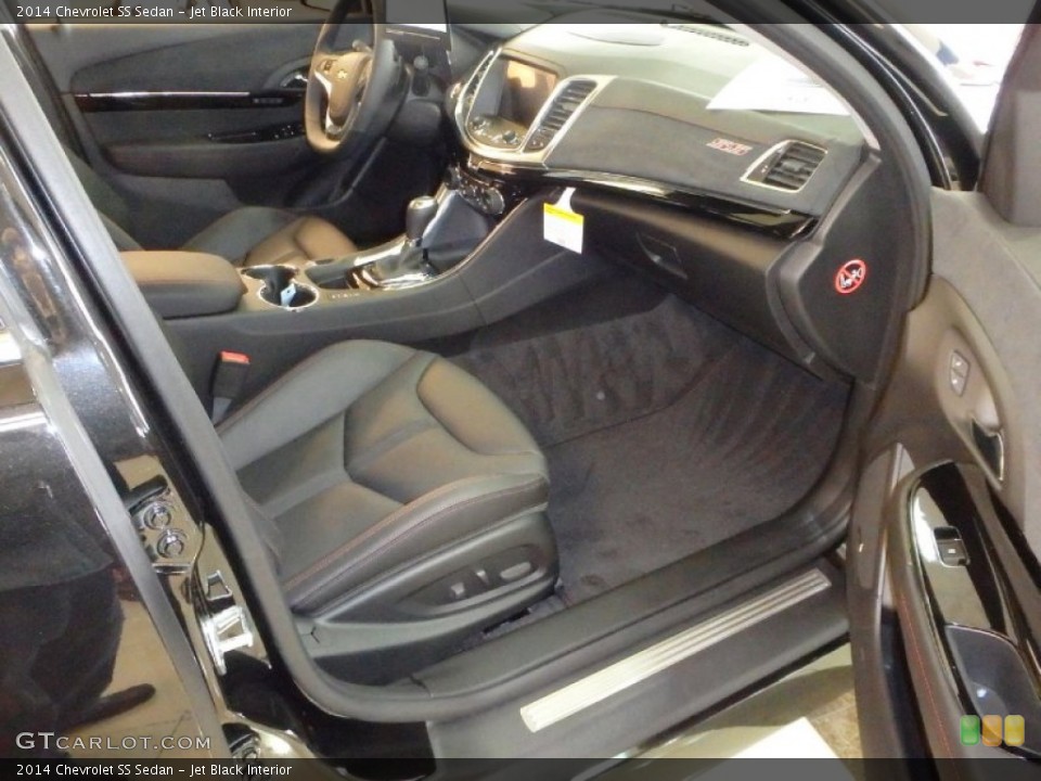 Jet Black Interior Photo for the 2014 Chevrolet SS Sedan #88412793
