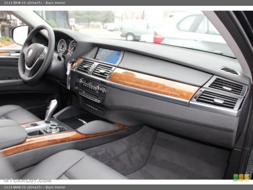 Black Interior Dashboard for the 2014 BMW X6 xDrive35i #88416801