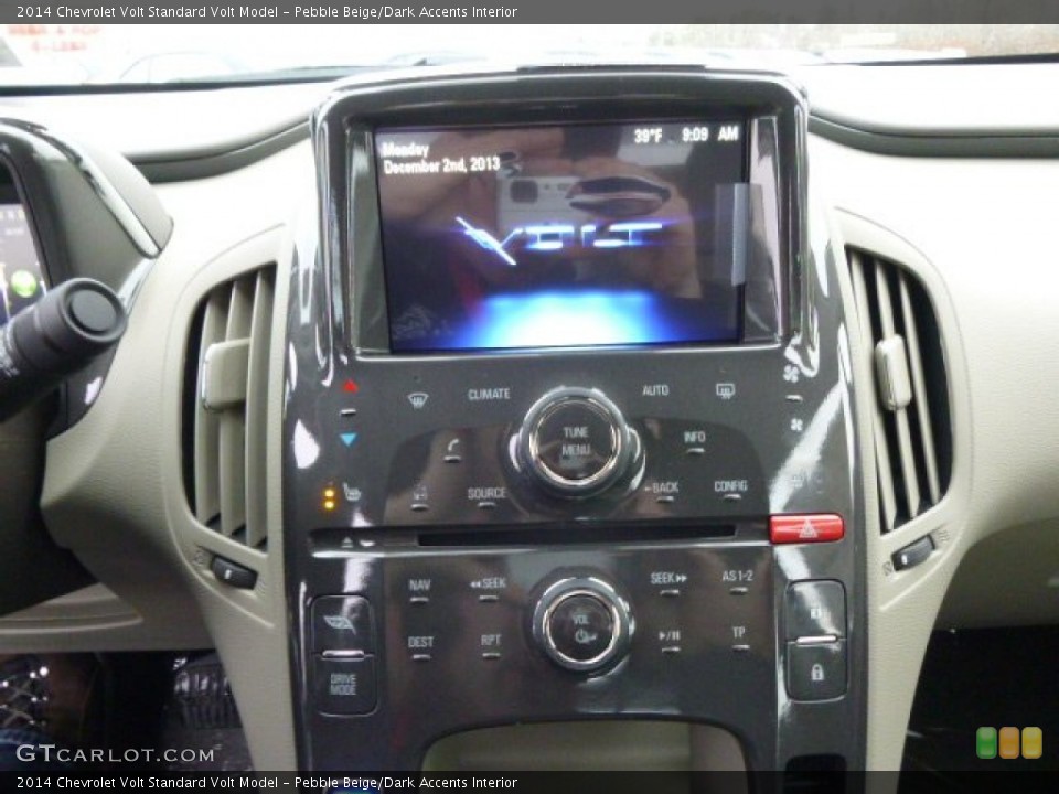 Pebble Beige/Dark Accents Interior Controls for the 2014 Chevrolet Volt  #88428521