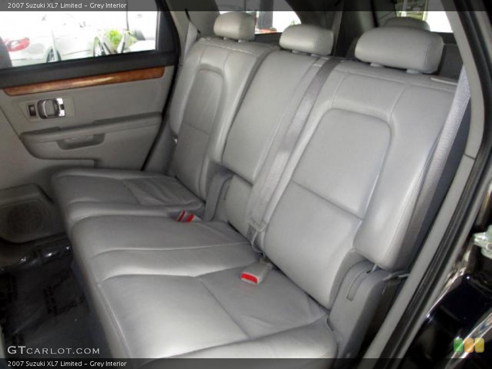 Grey Interior Rear Seat for the 2007 Suzuki XL7 Limited #88428976