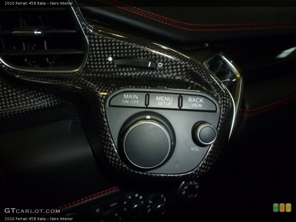 Nero Interior Controls for the 2010 Ferrari 458 Italia #88438056