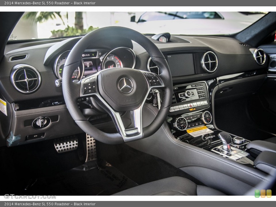 Black Interior Photo for the 2014 Mercedes-Benz SL 550 Roadster #88451247