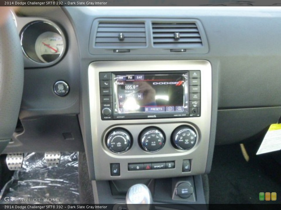 Dark Slate Gray Interior Controls for the 2014 Dodge Challenger SRT8 392 #88474041