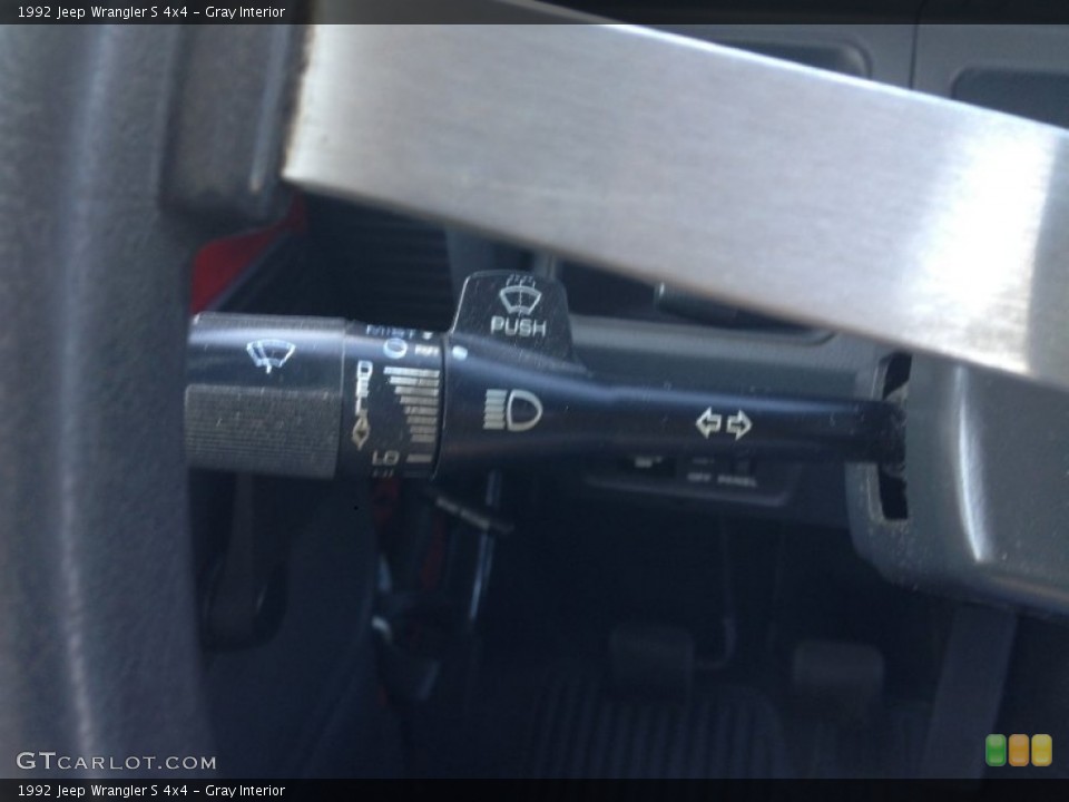 Gray Interior Controls for the 1992 Jeep Wrangler S 4x4 #88474899