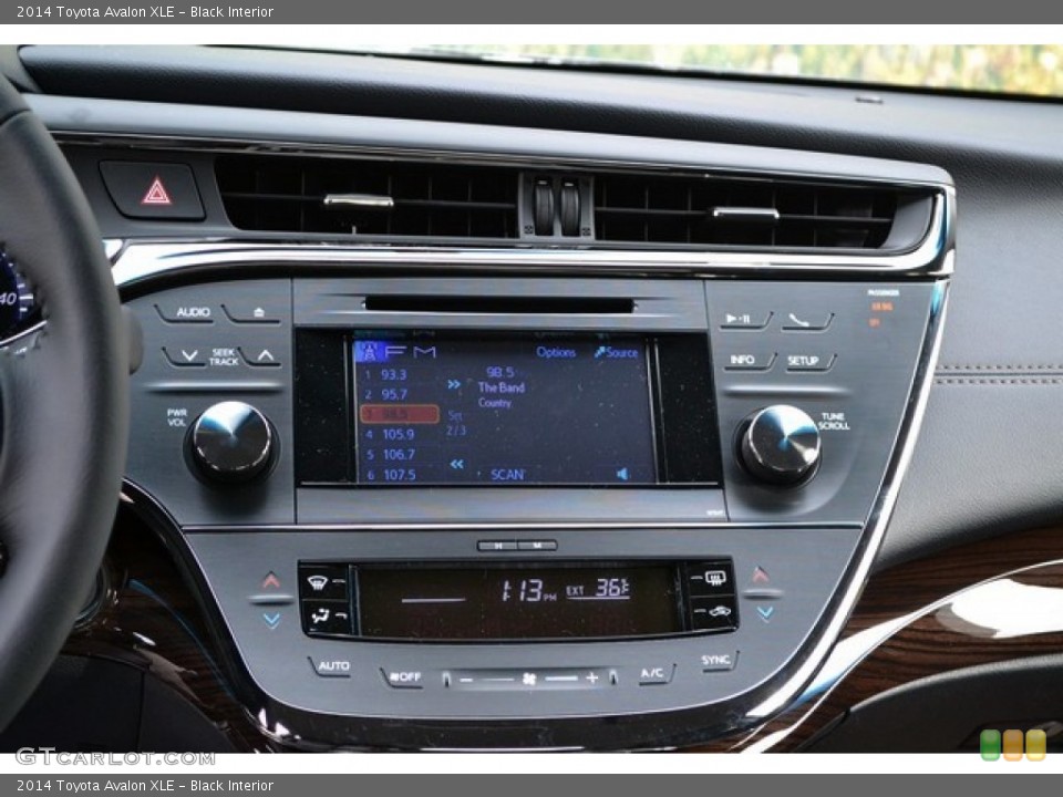 Black Interior Controls for the 2014 Toyota Avalon XLE #88508724