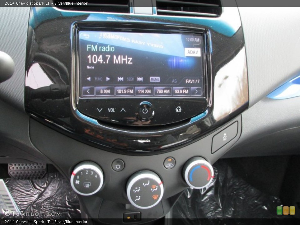 Silver/Blue Interior Controls for the 2014 Chevrolet Spark LT #88524183