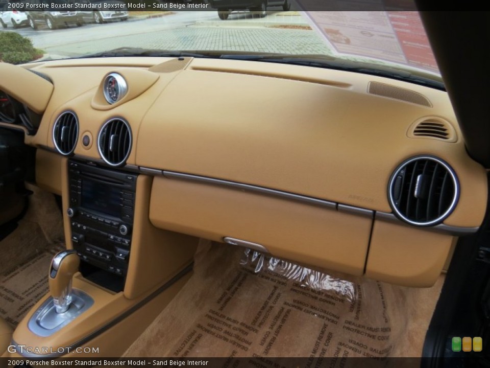 Sand Beige Interior Dashboard for the 2009 Porsche Boxster  #88528962