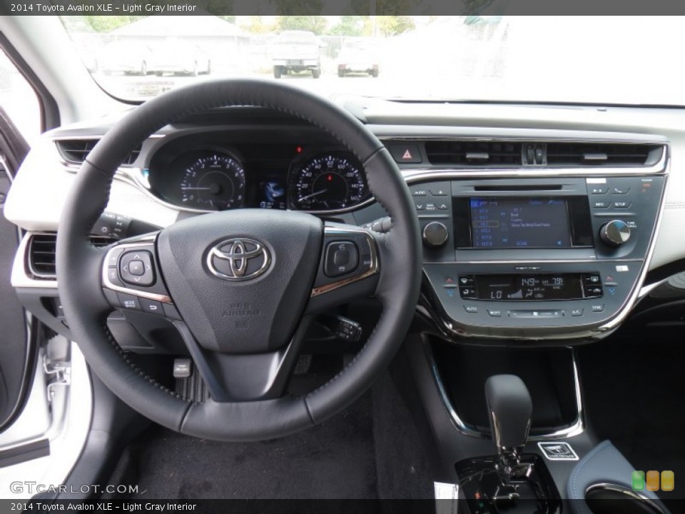 Light Gray Interior Dashboard for the 2014 Toyota Avalon XLE #88549790