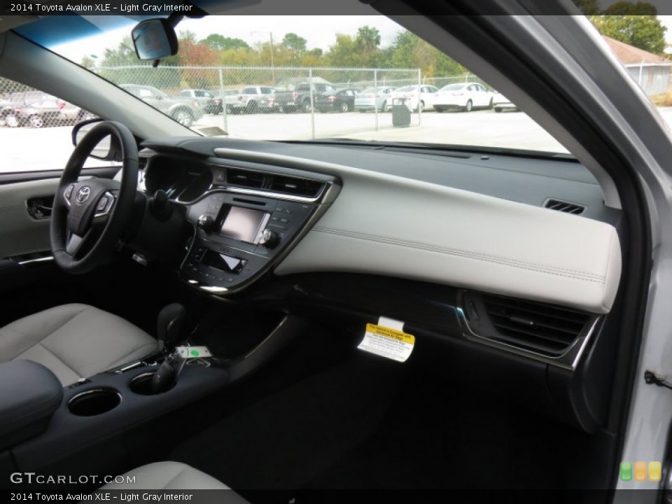 Light Gray Interior Dashboard for the 2014 Toyota Avalon XLE #88552169
