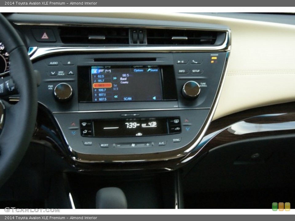 Almond Interior Controls for the 2014 Toyota Avalon XLE Premium #88557908
