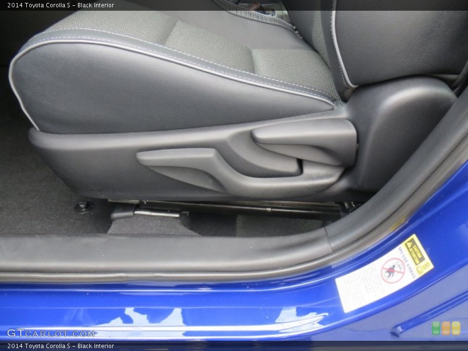Black Interior Controls for the 2014 Toyota Corolla S #88561676