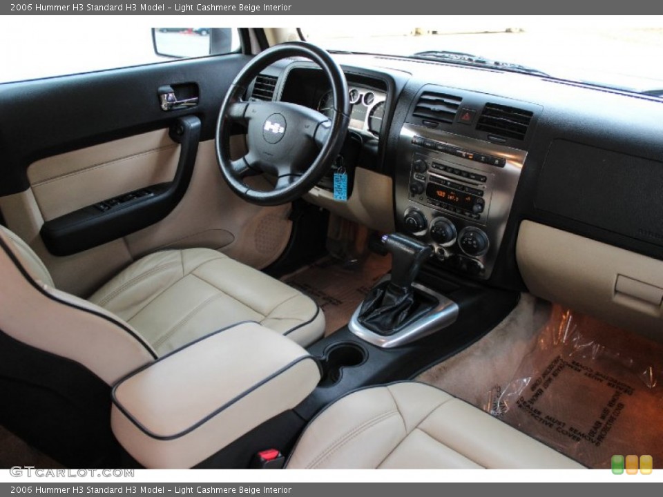 Light Cashmere Beige Interior Photo for the 2006 Hummer H3  #88571498